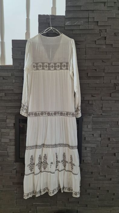 Rochie cu broderie ,Zara