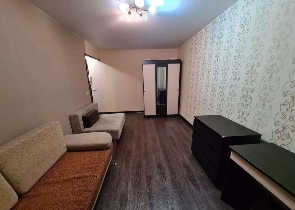 Квартира, однакомнатнач сдаём