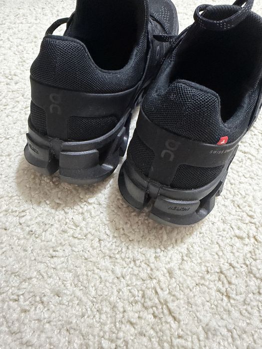 Кроссовки On cloude