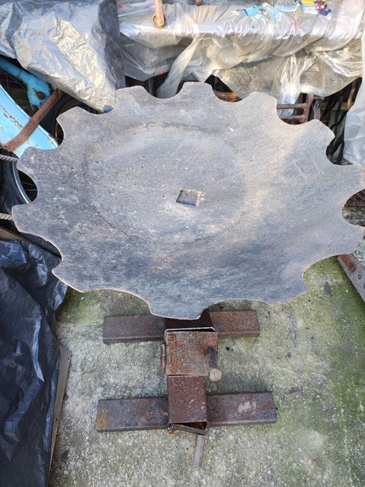 Disc friptura  și sobița racheta pentru ceaun