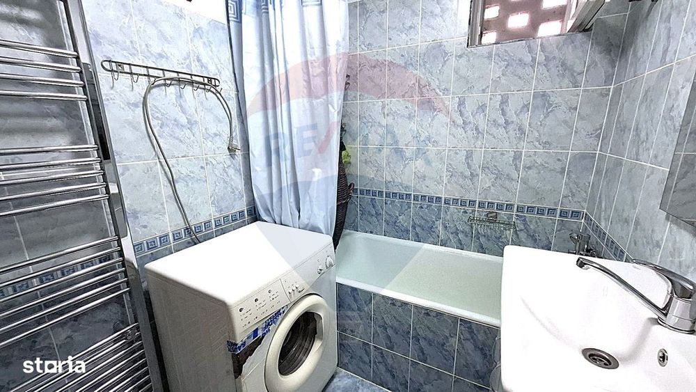 Apartament cu 2 camere de vânzare în zona Central Reghin