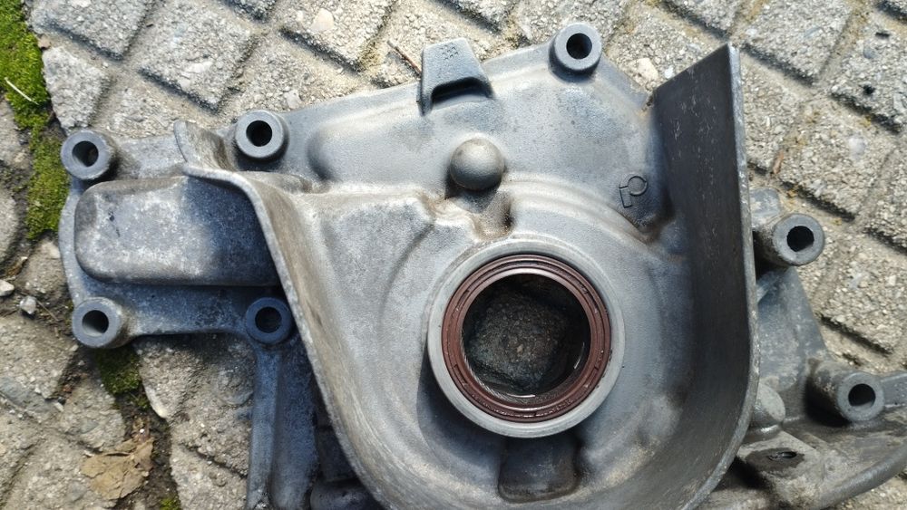 Маслена помпа Opel GM 55566000 за Insignia, Astra, Zafira