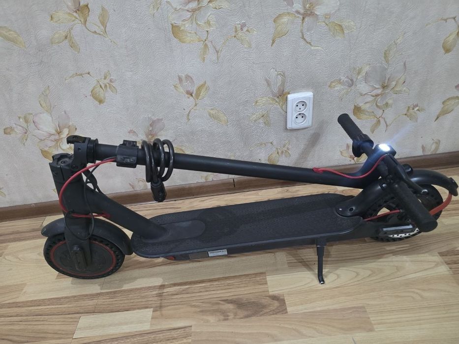 Электро самокат Xiaomi pro