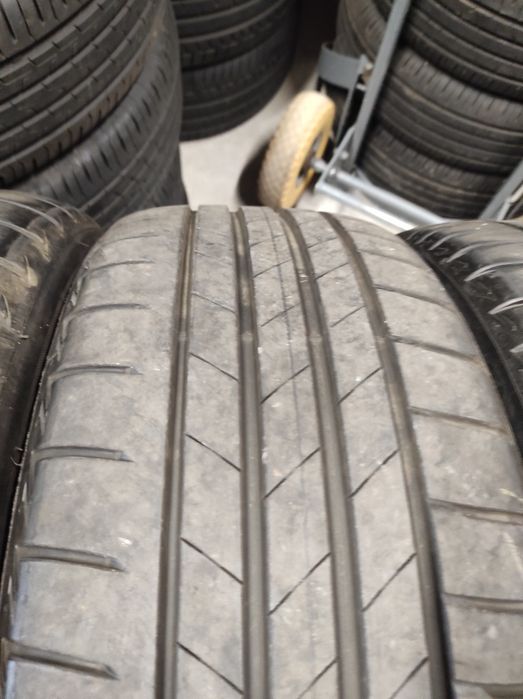 225/45/18 Bridgestone