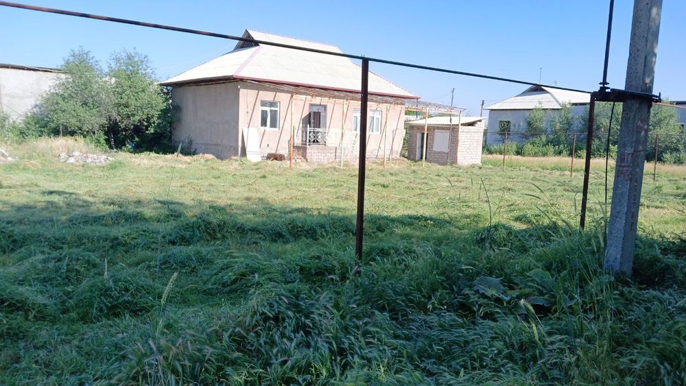 Участка сотилади