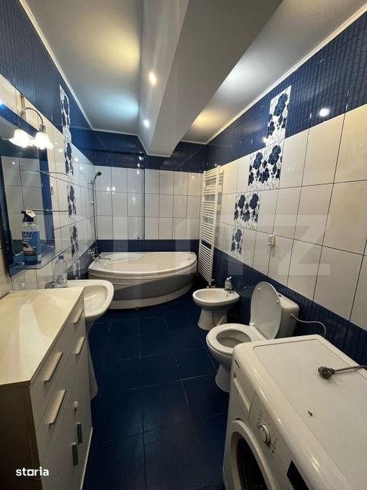 Apartament cu 3 camere, loc de parcare, zona Centura