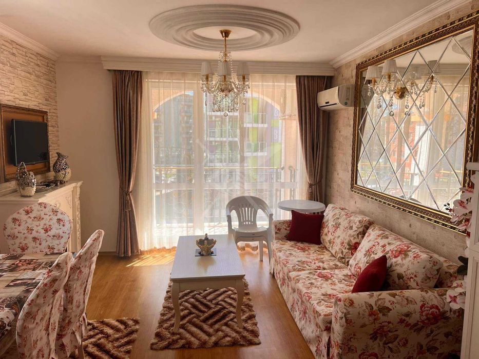 Продава се Тристаен апартамент в к.к. Слънчев бряг - 100 кв.м за 1750 €/кв.м - Снимка #8