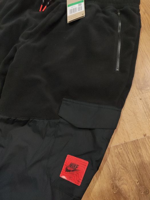 Pantaloni groși Nike Air Max Therma-fit fleece mărimea XL