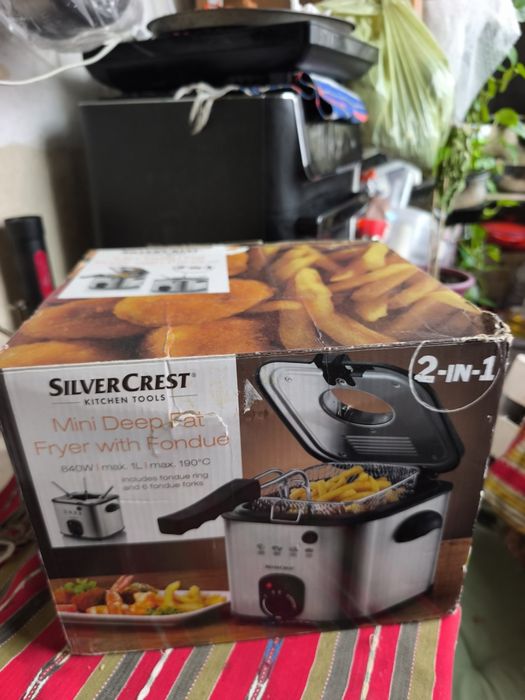 Vând friteuza electrica silvercrest!
