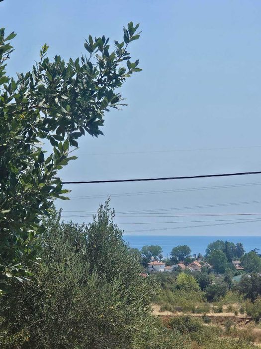 Парцел с право на стоеж и гледка море