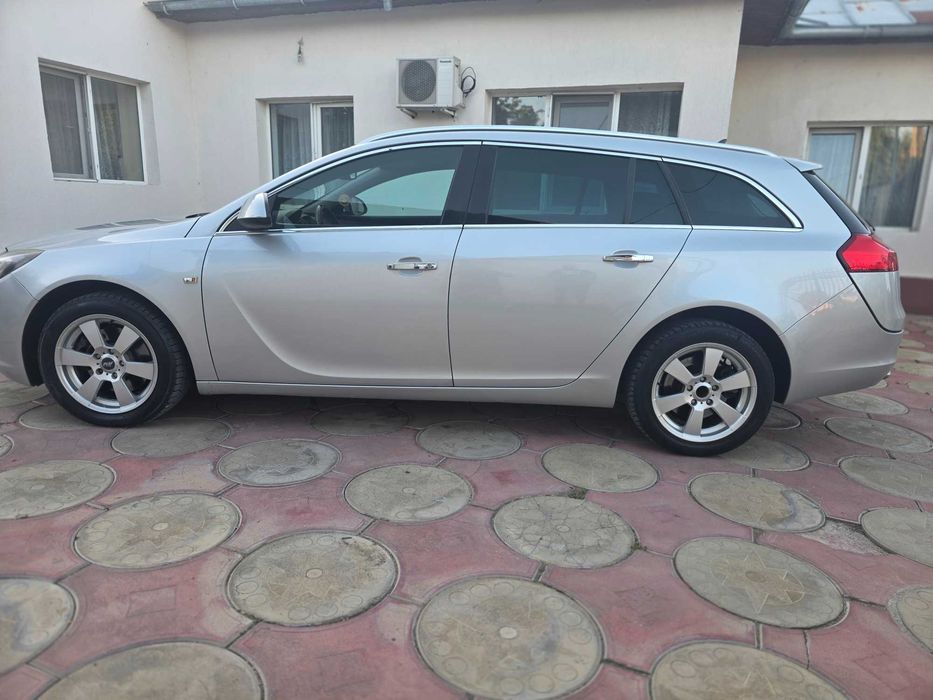 Opel Insignia 2010.Sports Tourer. Cutie Automata.2000CDTI 150Cp Euro 5. Deosebita.2000 Euro