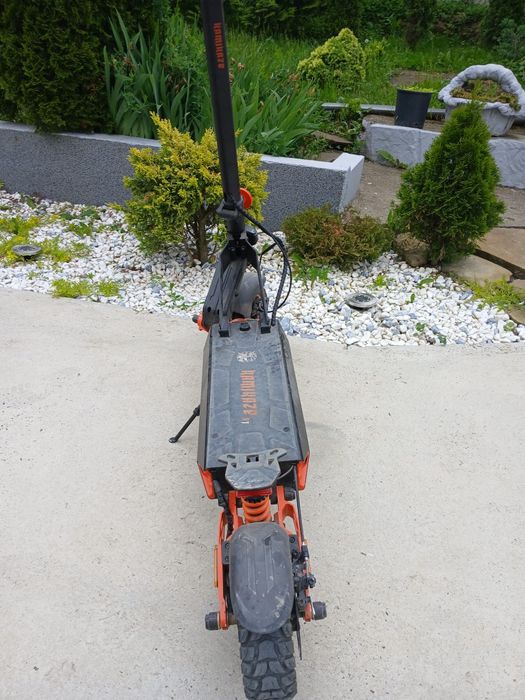 Vând trotinetă electrică