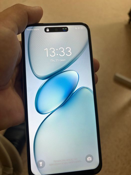 Телефон идеальный Tecno spark