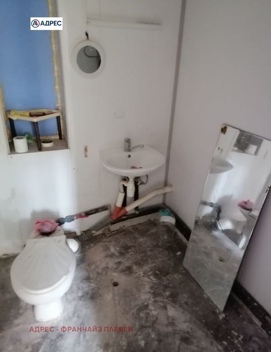 Къща в Плевен, област-с.Крушовене площ 60 цена 16000