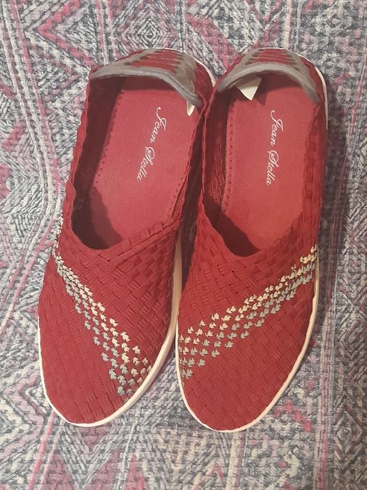 Продам мокасины новые