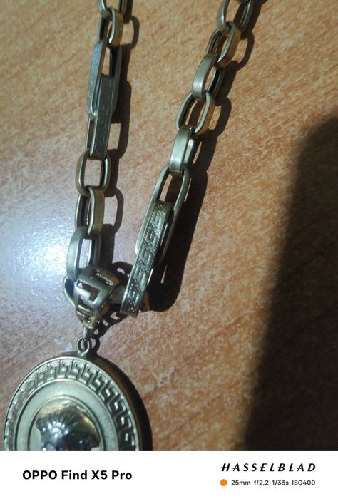 Vând lanț cu medalion aur