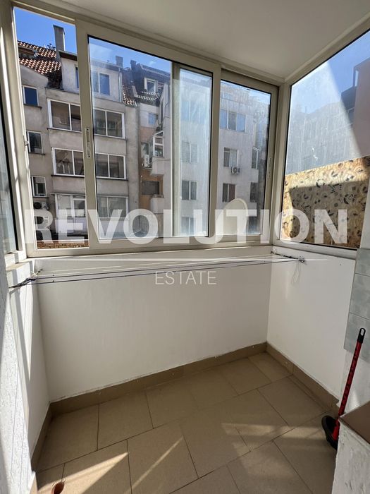 Дава се под наем Двустаен апартамент в Варна, Лятно кино Тракия - 60 кв.м за 650 € - Снимка #7