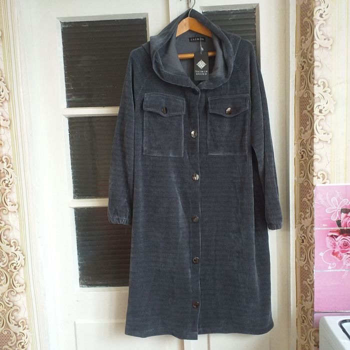 Продам кардиган новый