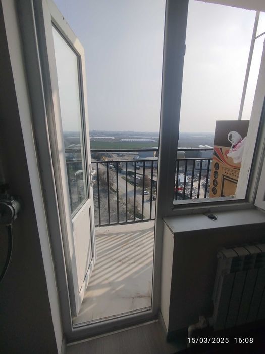 Qorasuv 3 da 2 xonali uy oilaga ijaraga beriladi uzoq muddatga