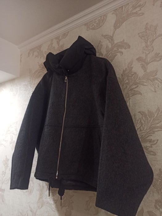 Продам полупальто женское