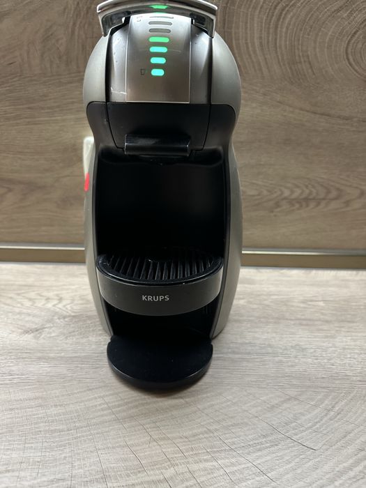 Кафемашина с капсули Nescafe Dolce Gusto