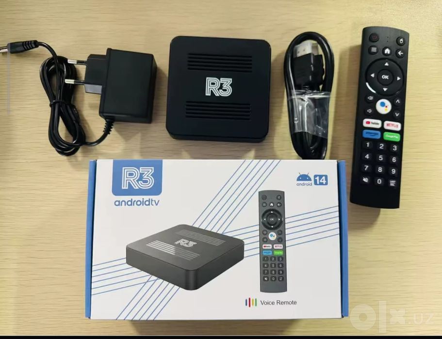 R3  Smart box прошитый 1000 канал Smart tv Смарт приставка