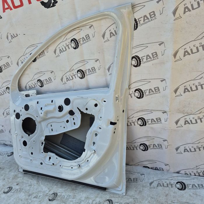 Usa dreapta fata Peugeot 2008 an 2013-2014-2015-2016-2017-2018-2019
