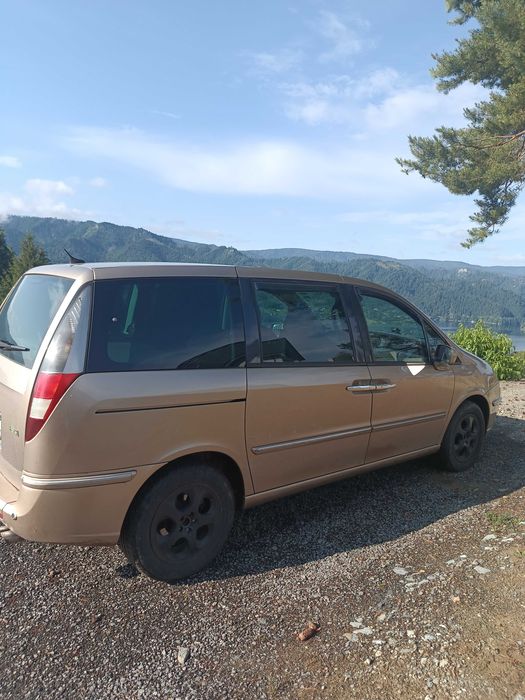 Lancia Phedra. Motor 2.0 hdi 136