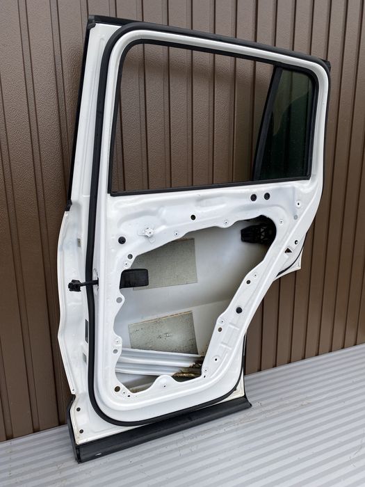 Usa dr spate vw Tiguan 5N 2007-2011 cod de culoare LB9A