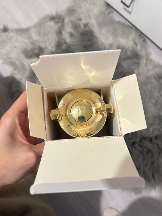 Мъжки парфюм инвиктус.