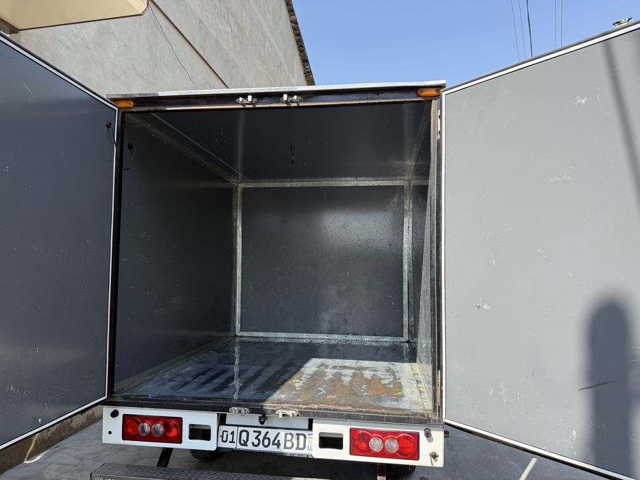 Sheneray t32 double kabina sotiladi
