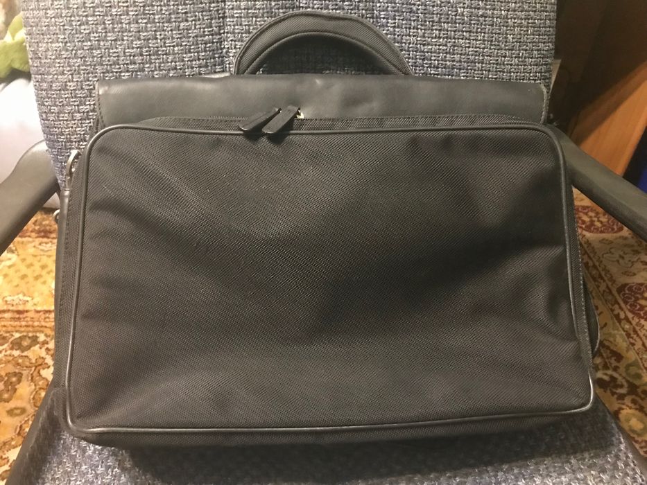 Портфель для бизнесмена