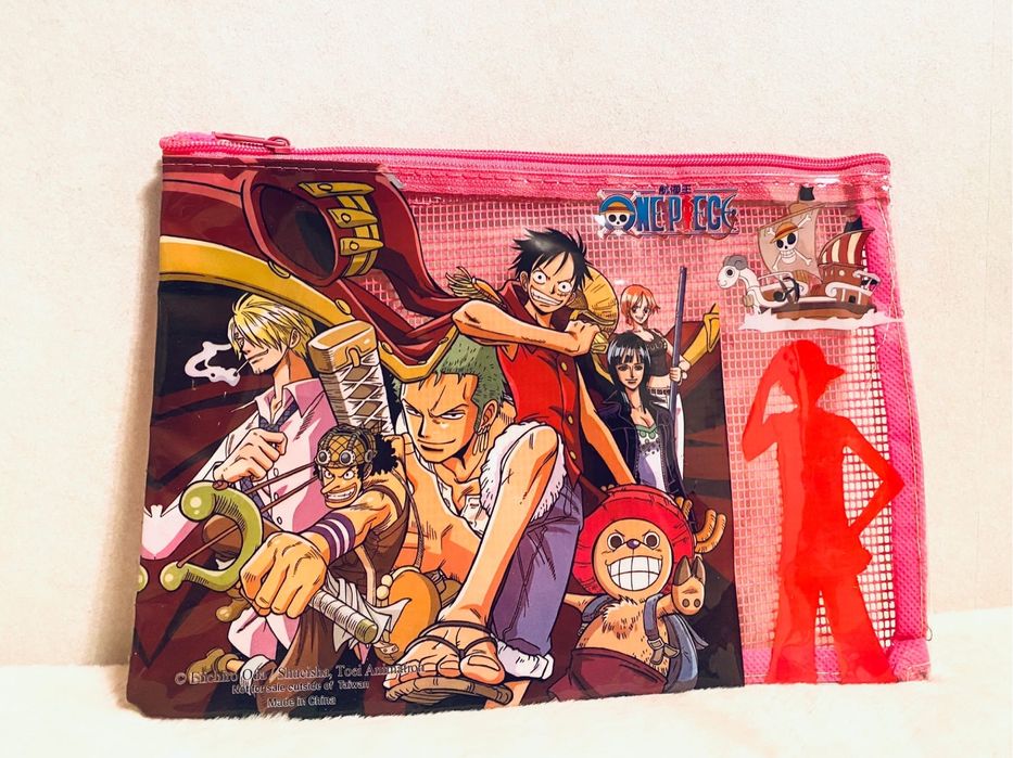 One piece косметичка