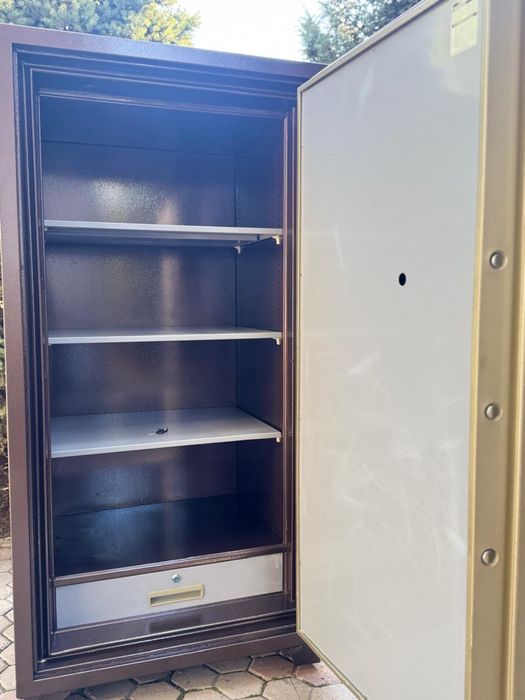 Сейф Topaz огромный 160 см