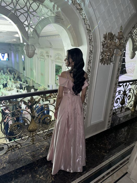 Продаётся выпускное платье