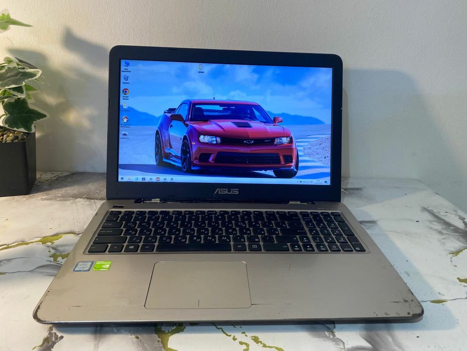 ASUS X556 intel i3/Nvidia GeForce