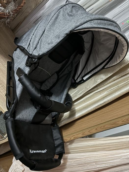 Vând cărcucior 3în 1 Krausman