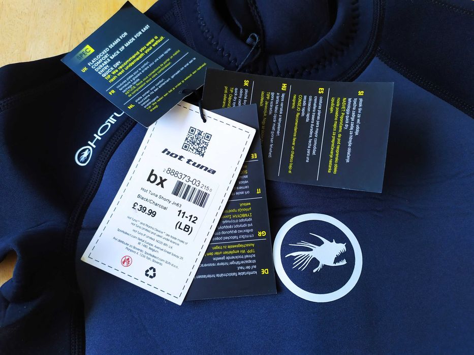 Неопренови костюми Hot tuna, нови три - 1 за възрастен и 2 детски