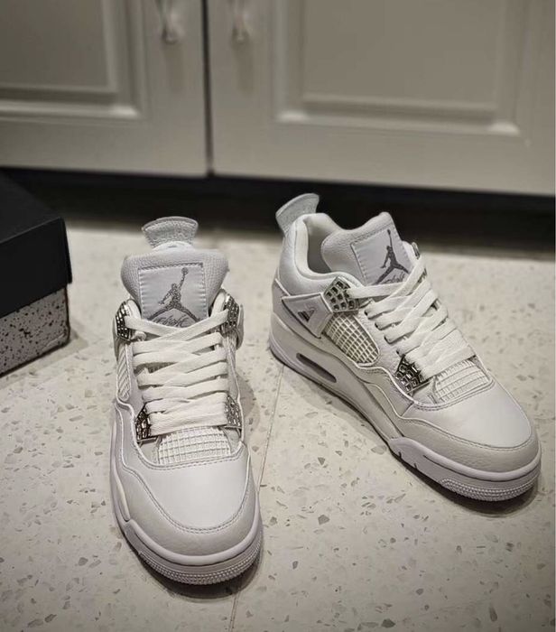 Air Jordan 4 Pure Money White Nike Oreo Metalic Silver Gold Frozen