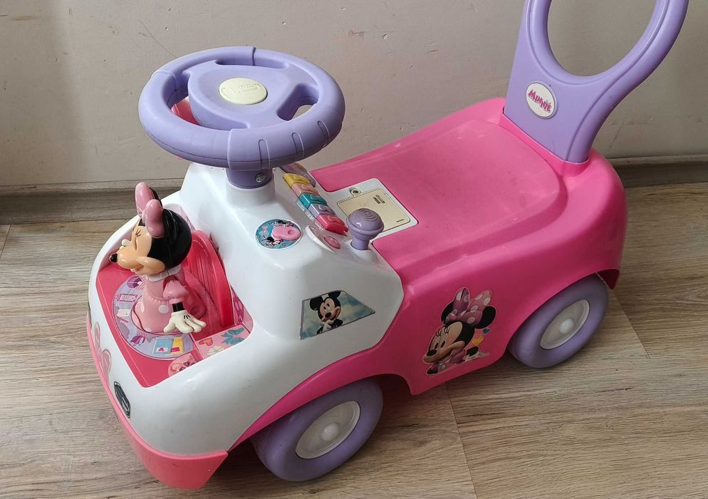 Музикална буталка мини маус интерактивна кола за бутане Minnie Mouse