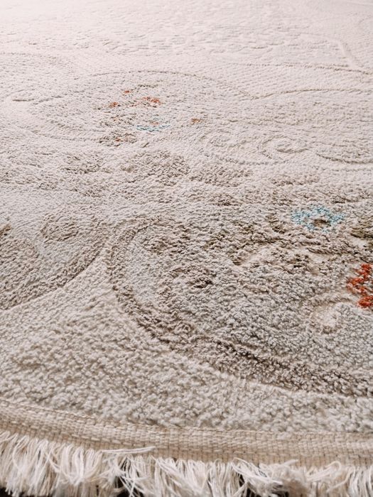 Продается     ковер