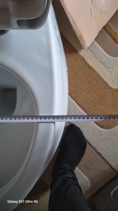 Навесной унитаз тренд