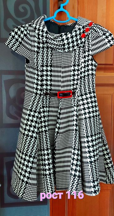 Платье для девочек .110-146 рост.