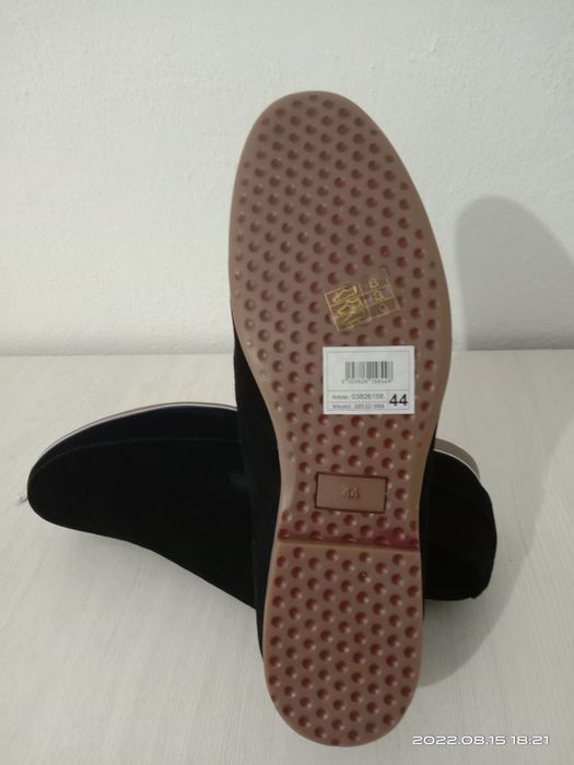 Продам новые натуральная замша