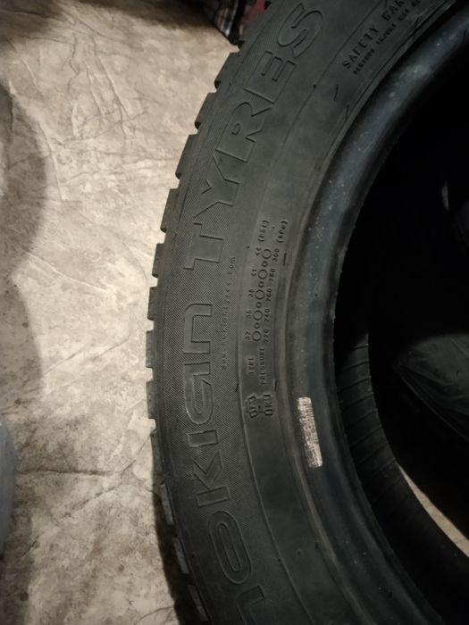 Продам шипованную резину