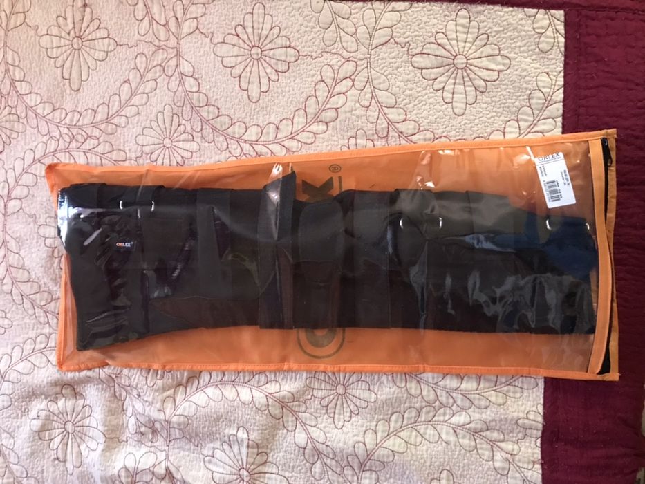 послеоперационный корсет на ногу