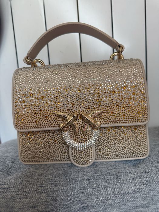 Чанта pinko с камъни