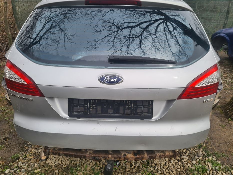 Haion cu Lunetă Ford Mondeo Mk4 Break