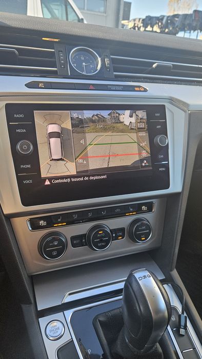 Vând Volkswagen Passat