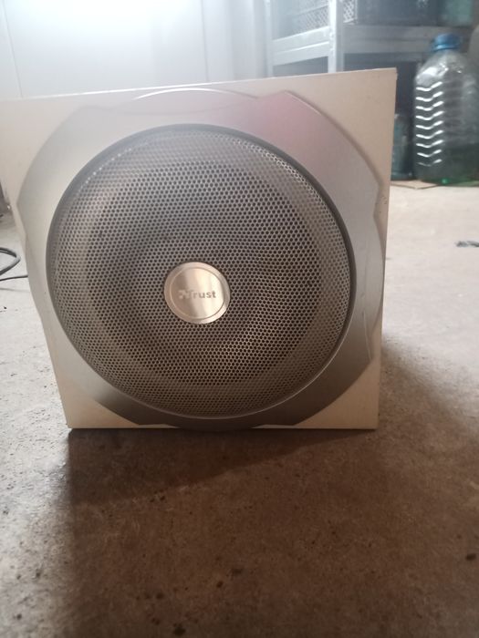 Boxa cu  subwoofer